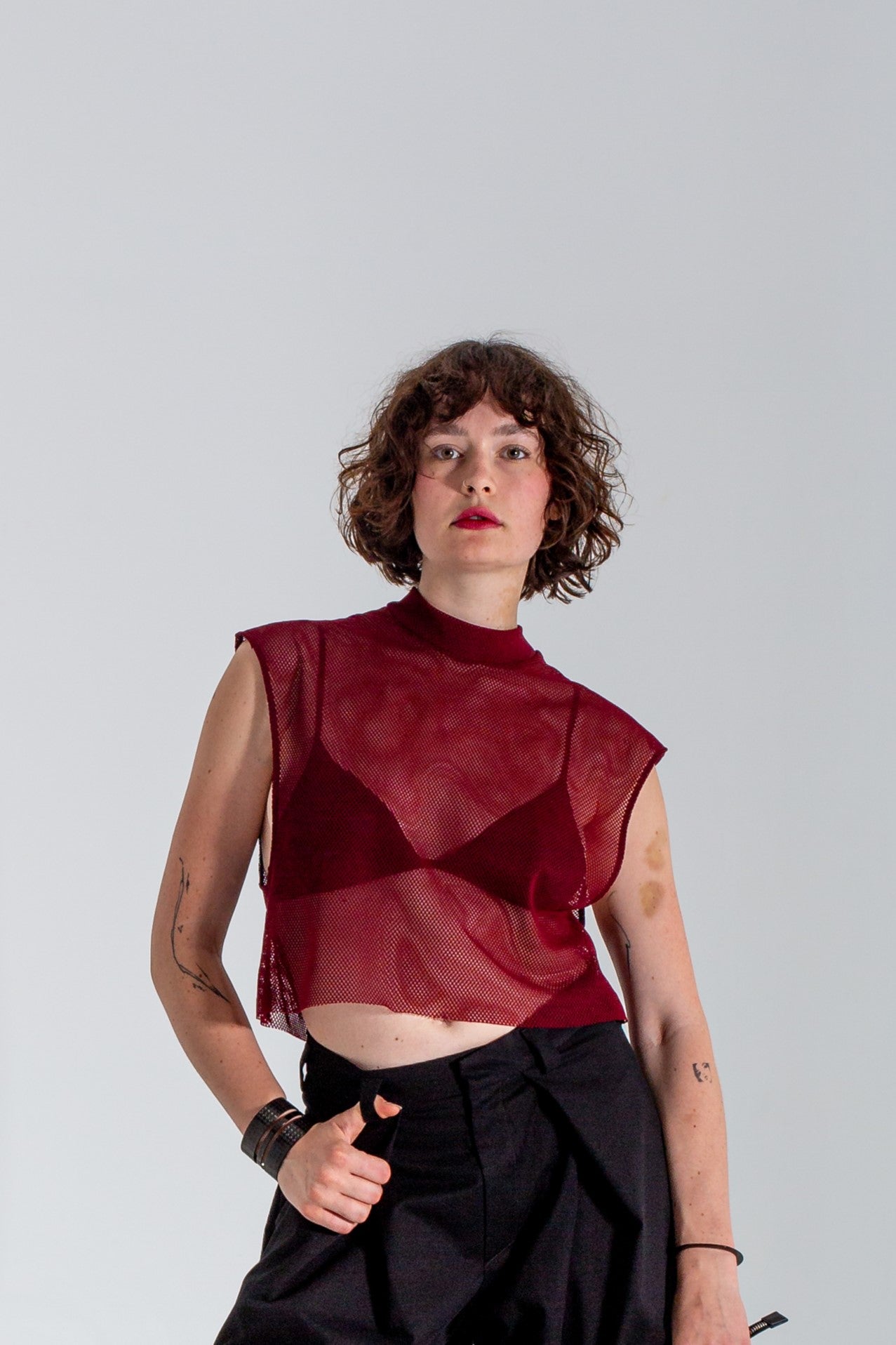 GRAVITY// Crop Top